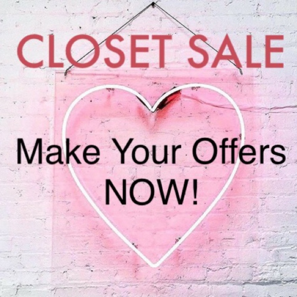 SALE 💓💓💓 Accepting LOW offers!